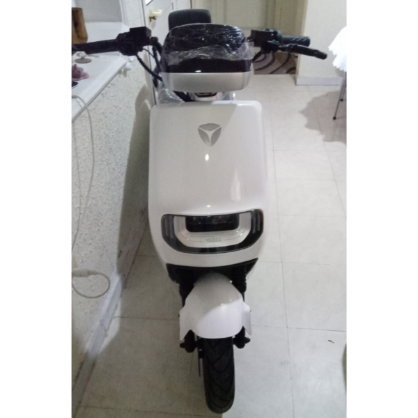 Scooter Electrique Yadea 3000w E8s – Blanc Tunisie